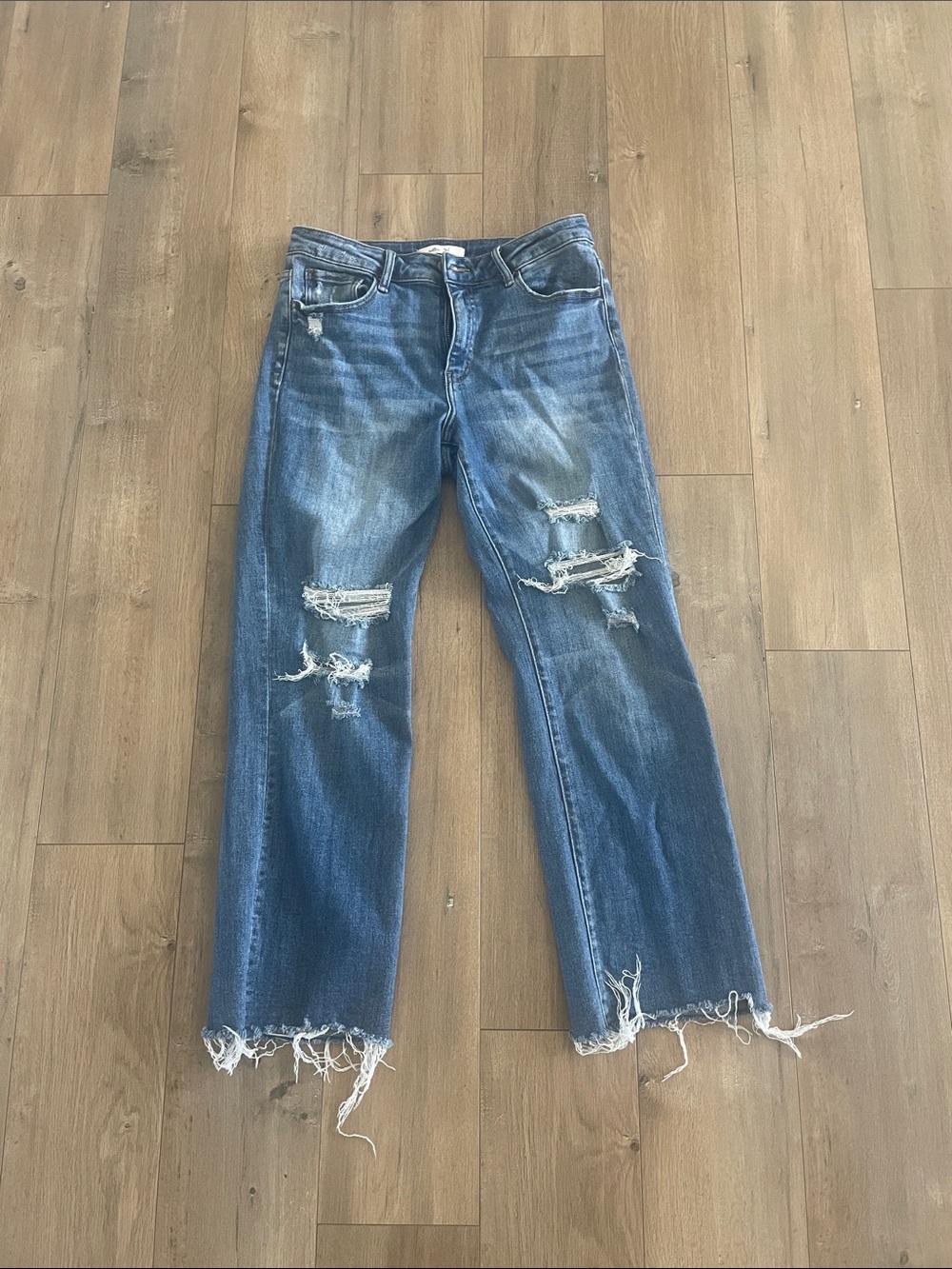 Classic Cropped Ripped Jeans, Size 29